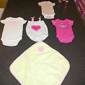 ✨KOALA BABY & CARTERS 0-3 months old baby clothes